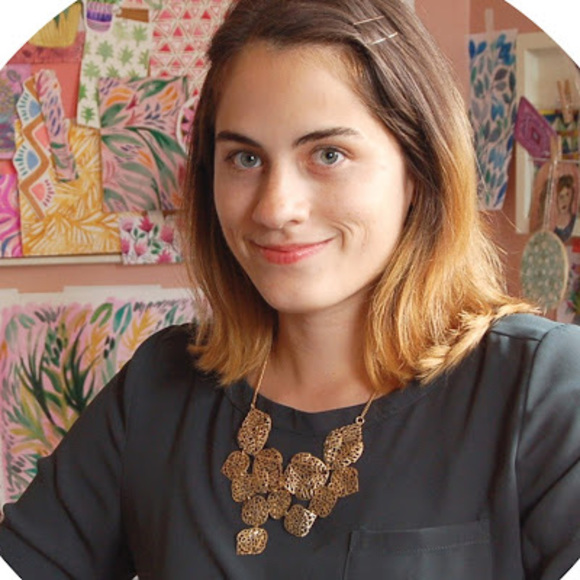 Meet your Posher, Mia - Picture 1 of 1